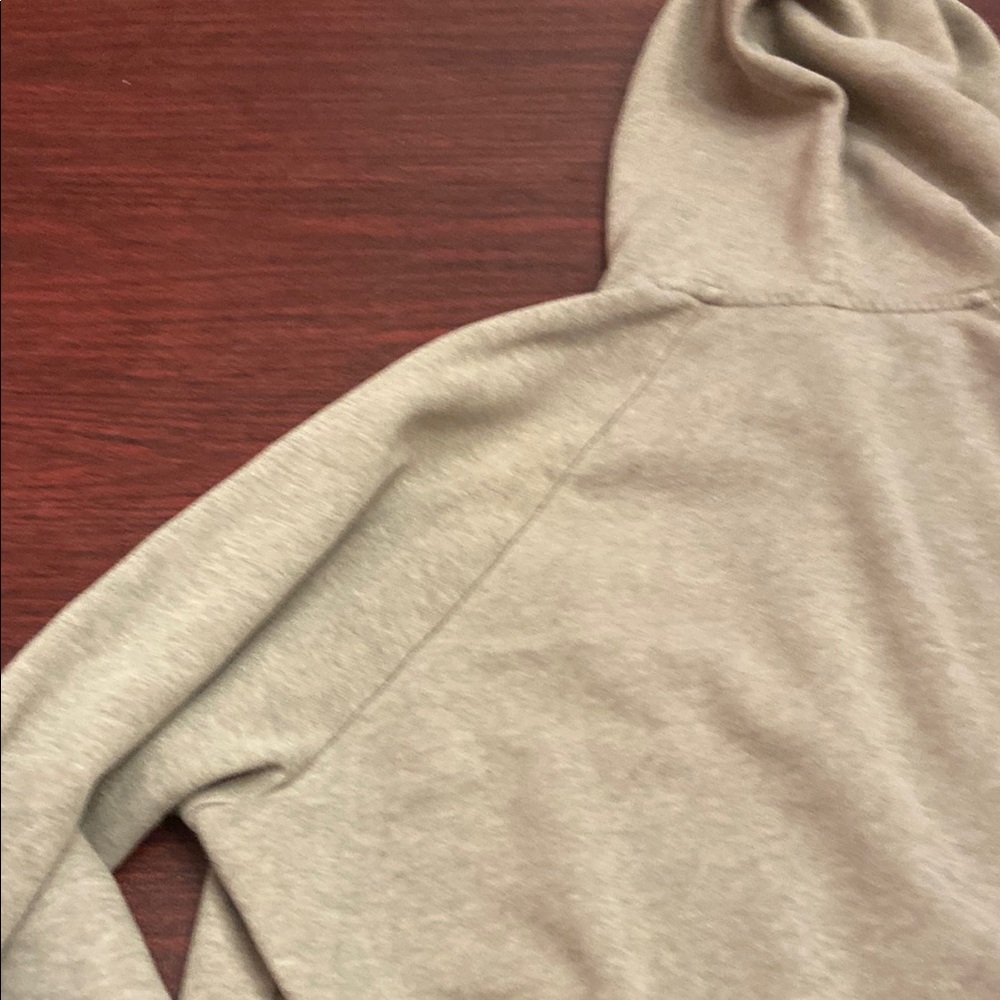 Under Armour Gray with tint of green Hoodie Sweatshirt - Picture 14 of 15